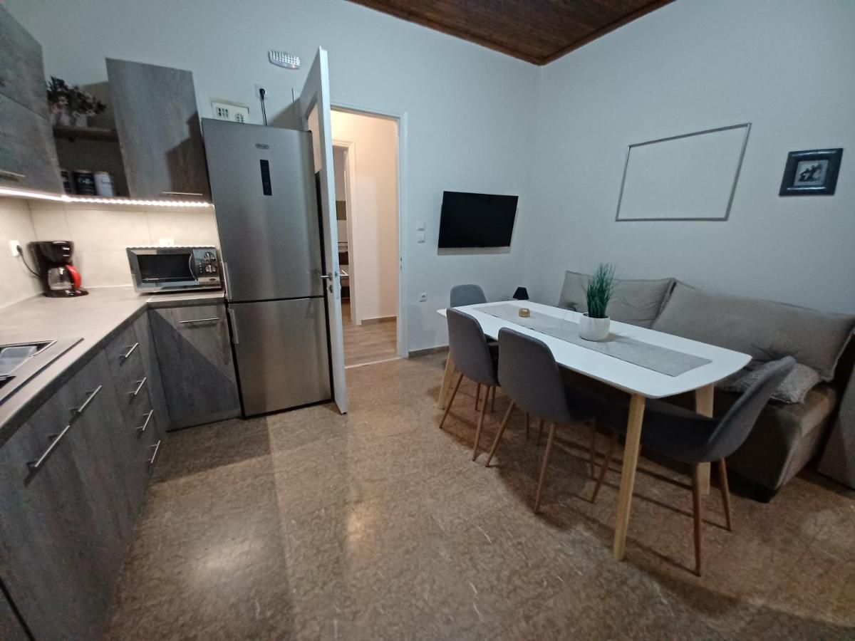 Beach House For Up To 9 People Near Olympia Katakolo Exterior foto